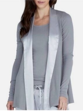 Women's Satin-Trim Gray Lounge Robe M And Jolie Capri Pant S
